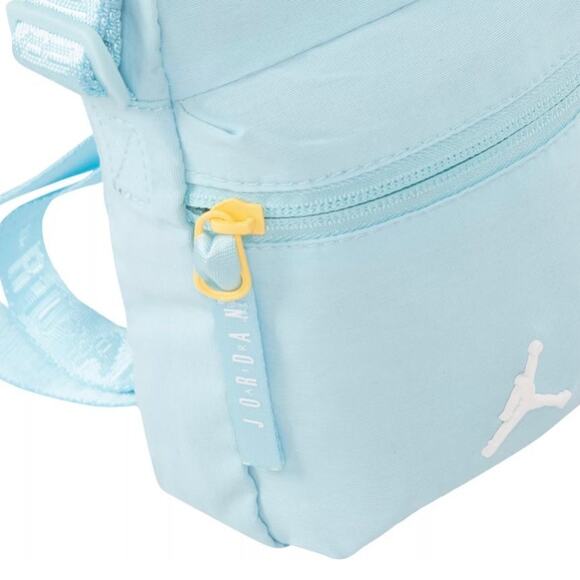 Nike Air Jordan Over the Shoulder Crossbody Bag - Picture 7 of 12